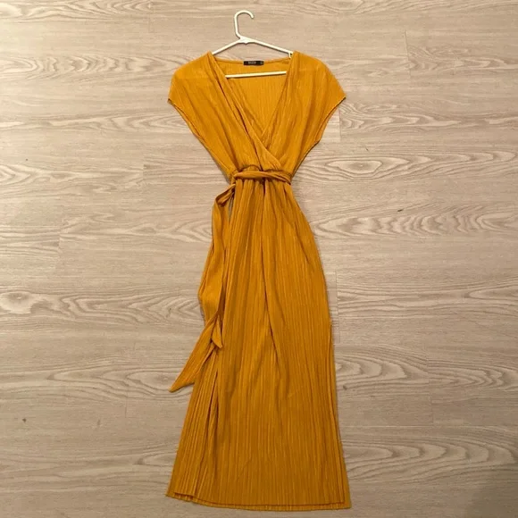 BERSHKA orange midi dress